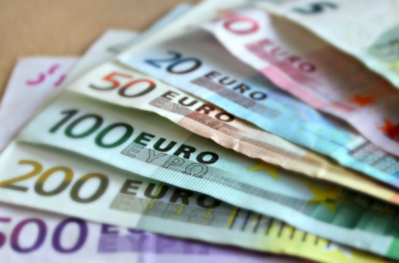Ekonomika ČR se zlepšuje – Evropská unie bude snižovat dotace